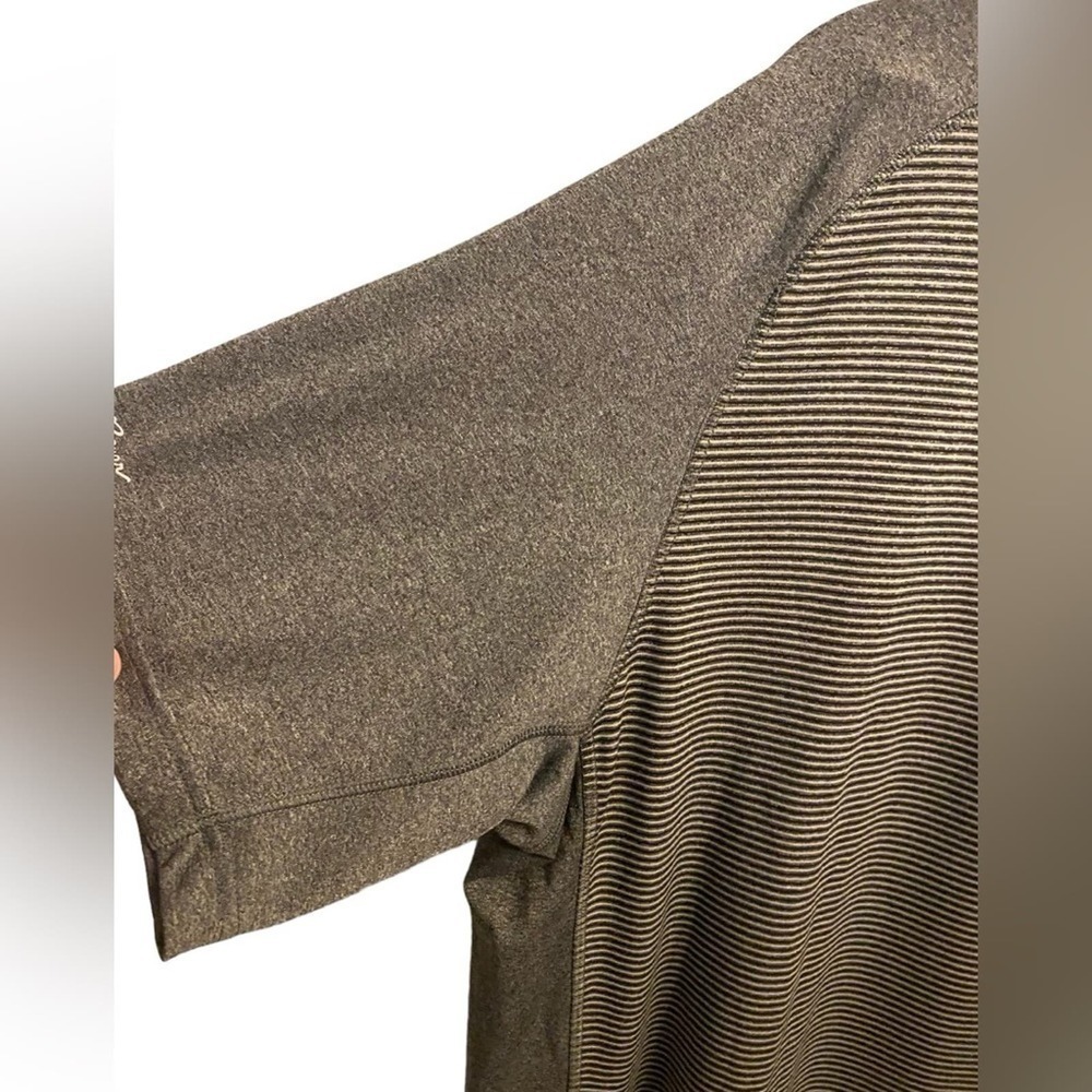 Eddie Bauer In Motion XLT Freedry shirt in gray and black. Horizontal striping. - Picture 9 of 10